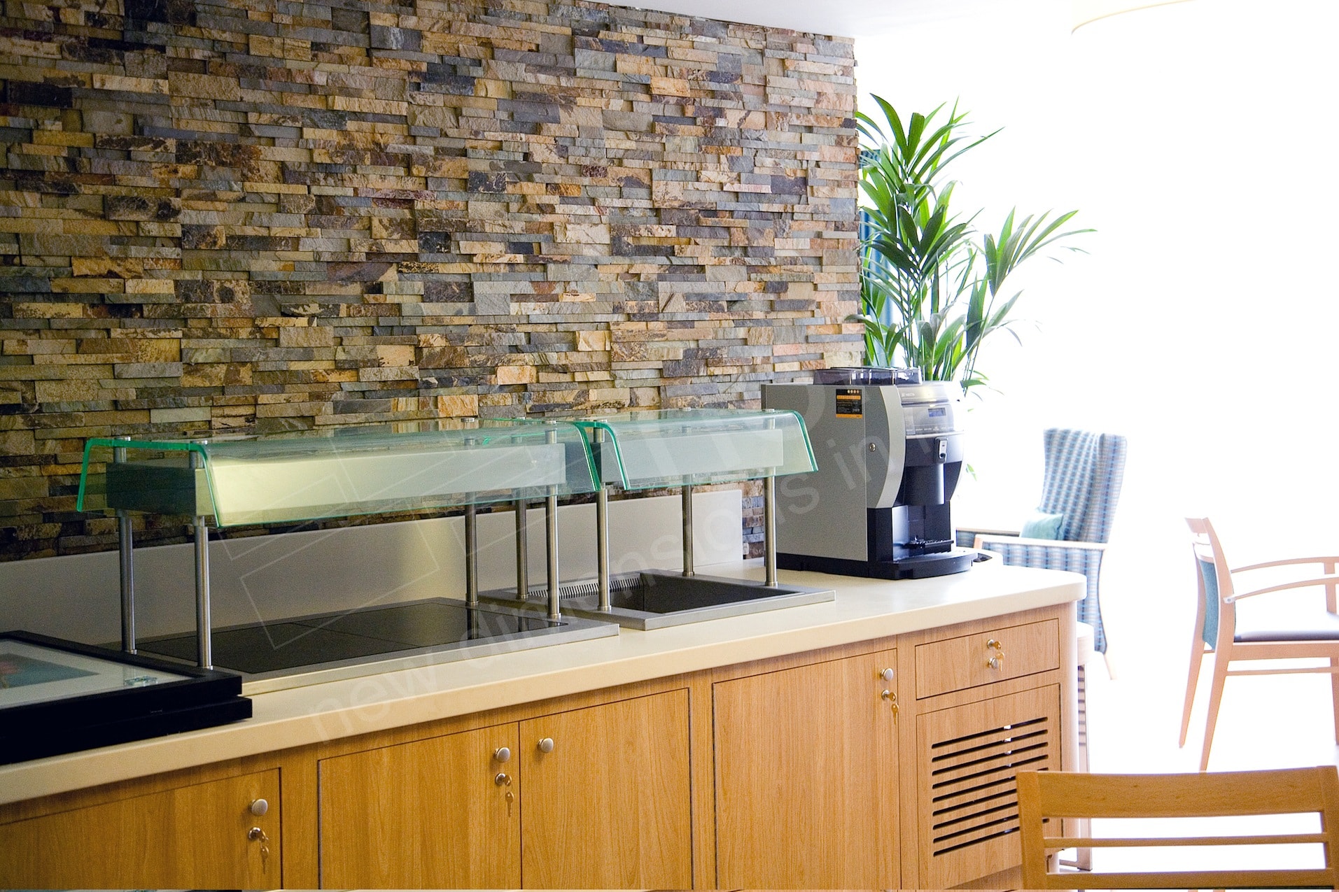 Stacked Stone panels used behind a commercial buffet station